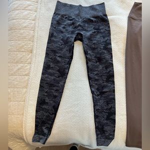 Women’s gym shark seamless leggings